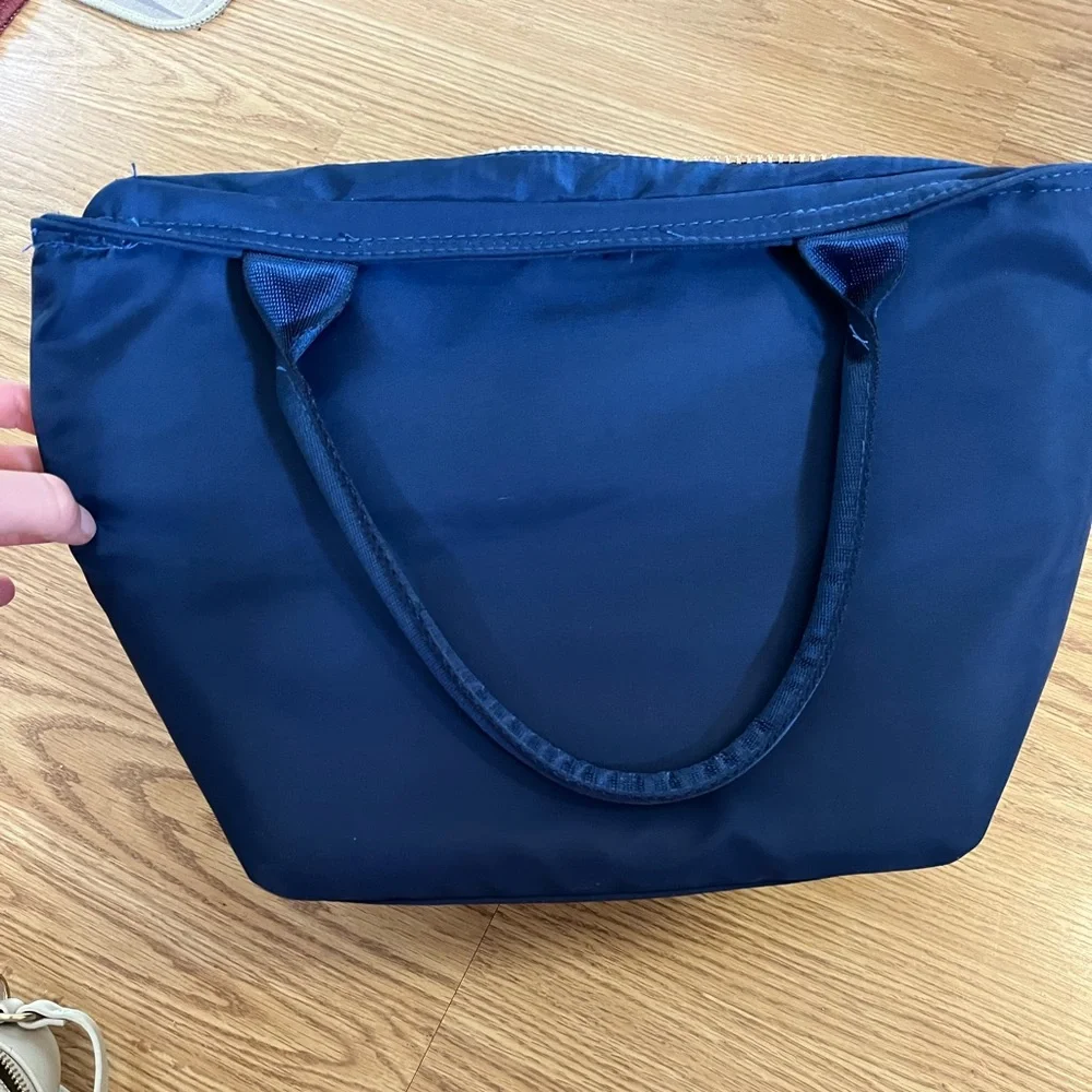 Blue cooler - Picture 2 of 3